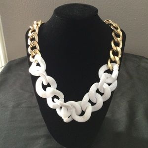 White and gold two tone thick chain necklace-costume jewelry